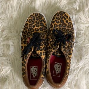 Leopard Vans